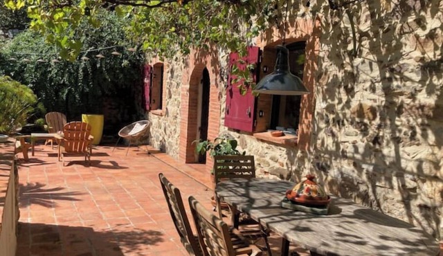 Le Mas de la Rivière Ample Privatisé Pour 12 Pers