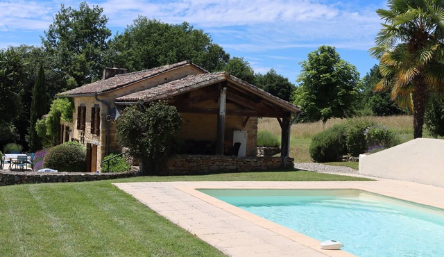 LE MAS DE PALAU Quiet and serene country house