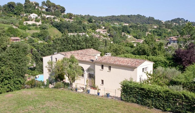 Le Mas des Amandiers