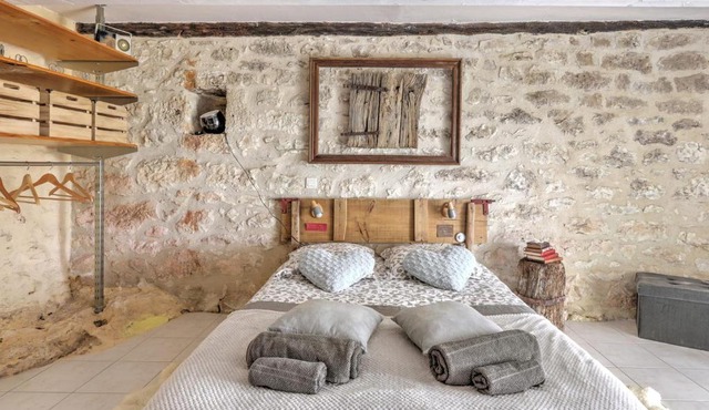 Le Mas Des Papillons chambre d'hôtes B&B