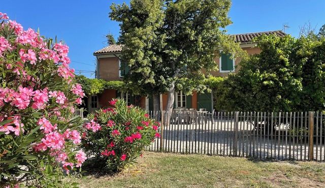 Le mas du jardin old farmhouse with modern comforts swimming pool large garden