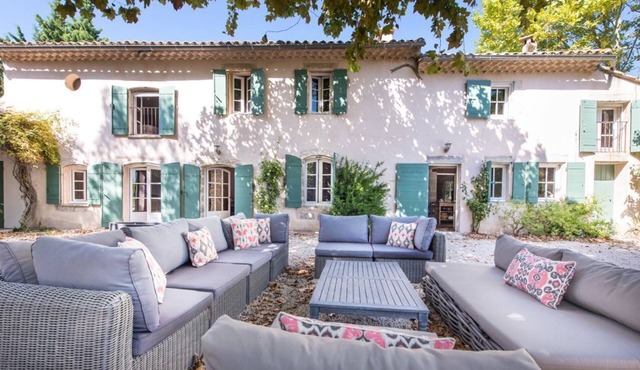 Le Mas En Rose - Five Bedroom Villa, Sleeps 10