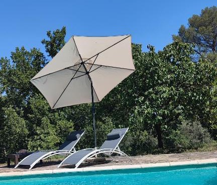 Le Mas Mélusine Chambres d hôtes avec piscine en oliveraie à Fayence