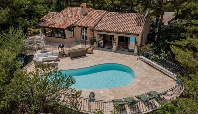 LE MAS SAVINO - TOURTOUR