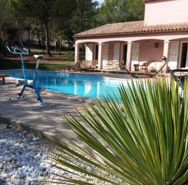 Le Mas Victoria - Chambres d'hôtes avec table d'hôtes-Parking privé ferme