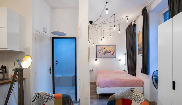 Le Matisse - cosy studio with parking and terrace