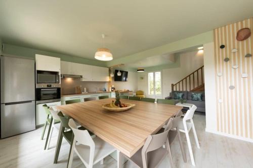 Le Mayflower 2 à 14 p A 500M DU ZOO! avec piscine