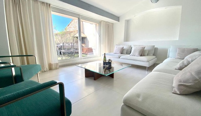 Le Minimaliste - Beautiful T2 in the city center with terrace