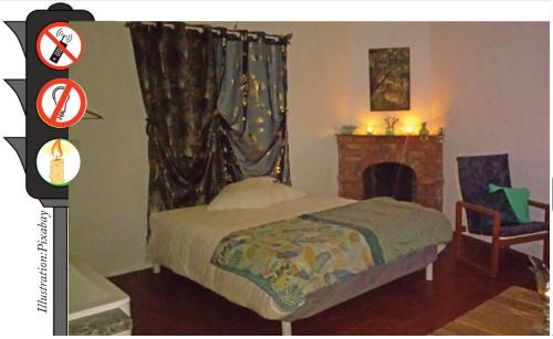 Le Moulin aux Chandelles 2, vacances & W-E, vues rivière, montagne & ville, tout confort déconnecté, éclairage bougies, connexions à 200m au centre Le Vigan gîte Les Amoureux de l'Arre, randonnée Chemin de Saint-Guilhem-le-Désert, lire profil avant résa !