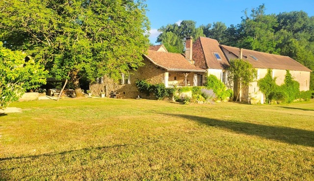 Le Moulin Charmant - Six Bedroom Villa, Sleeps 14