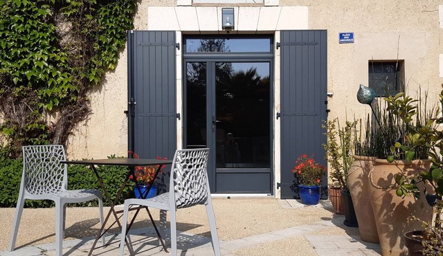 Le Moulin de Ringere, à 15 Minutes du Futuroscope, Calme en Bordure de Rivière