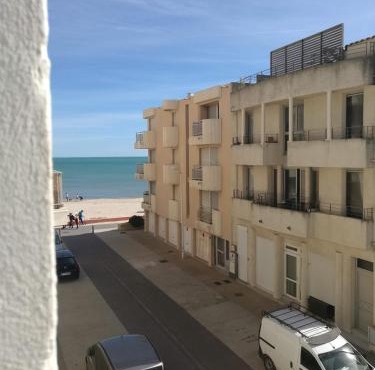 Le Moussaillon - F2 à 20 m de la plage