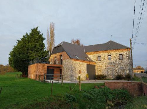 Le murmure du ruisseau - Pièce de vie 60 m2 - Terrasse 30 M2 - 2 WC