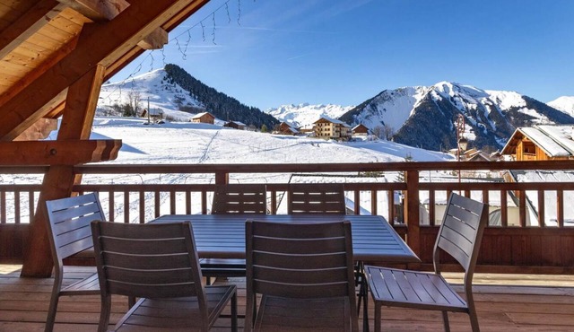 LE MUSTANG 3 - ALBIEZ MONTROND