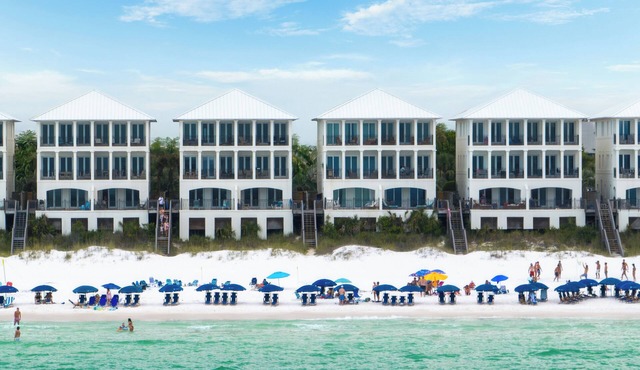 Le Neptune*BeachFront*Elevator*Luxury*Pool*Beach Svc