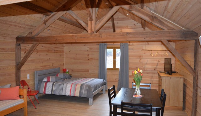 Le Nichoir between Landes forest and Armagnac vineyards