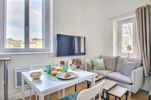 Le Nimea - Plein Centre - Visit Nîmes on foot