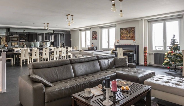 Le Notre Dame – Luxury Duplex, Notre-Dame View, Left Bank