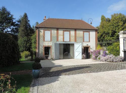 Le Numéro 1, maisonnette en Puisaye