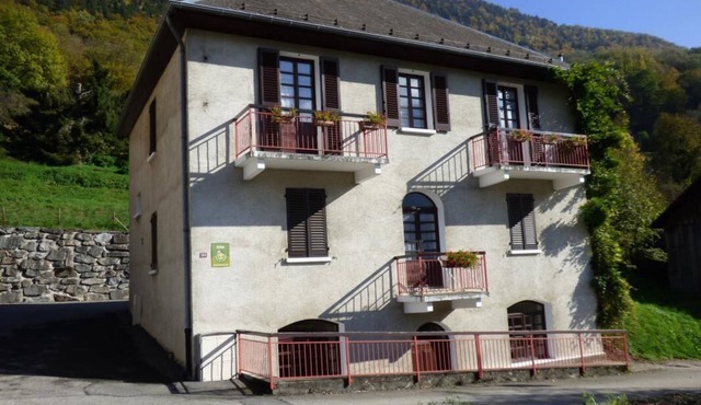 LE PRESBYTERE - LES CHAVANNES EN MAURIENNE