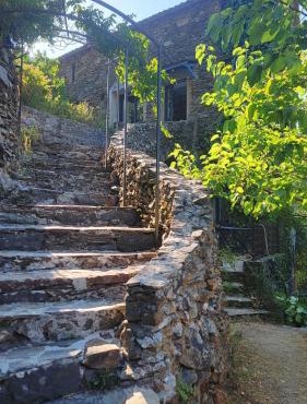 Le Paillot Cevenole house with view and fireplace