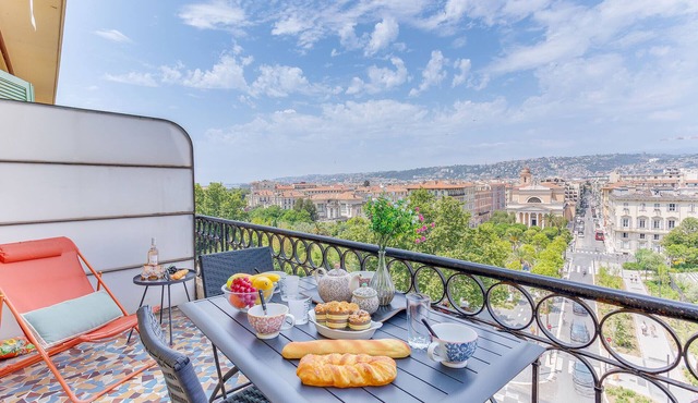 LE PAIROLIERE AP4461 by Riviera Holiday Homes