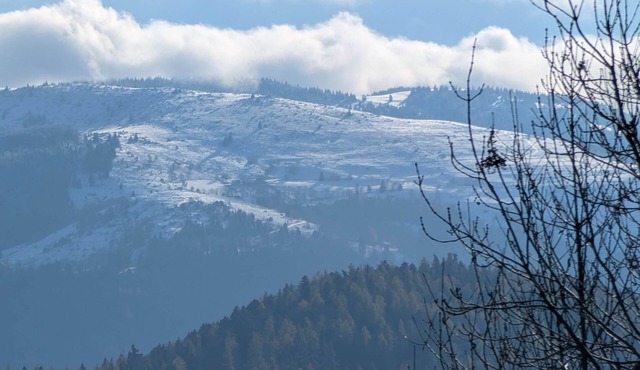 Le Panorama with views of the Valley