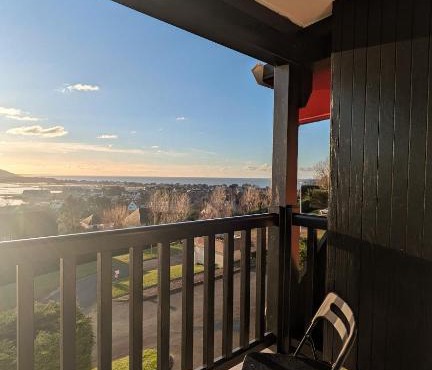 Le Panoramique, F2- vue imprenable, wifi & parking