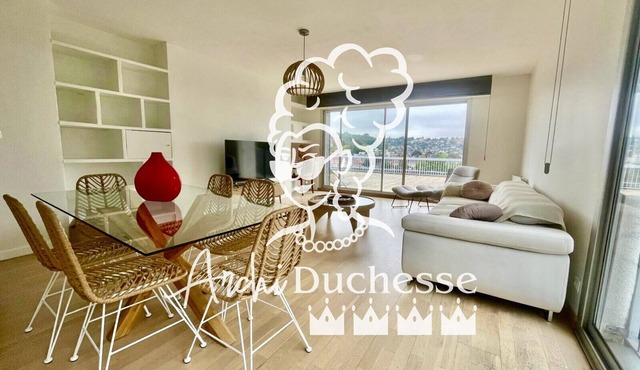 Le Papillon, F3 moderne avec terrasse et parking