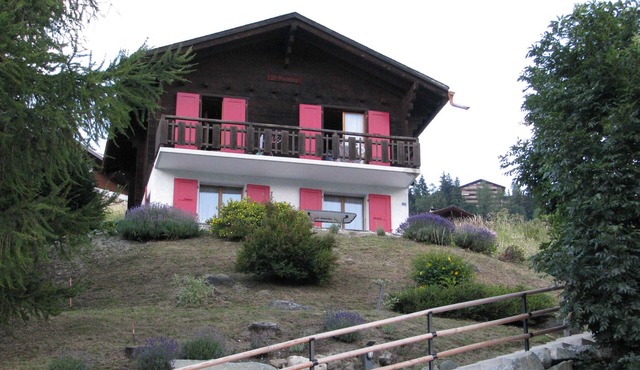 "Le Paradou": family cottage (3 bedrooms 1 bathroom)