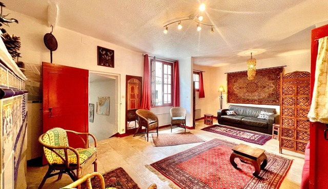 Le Parvis, atypical charm