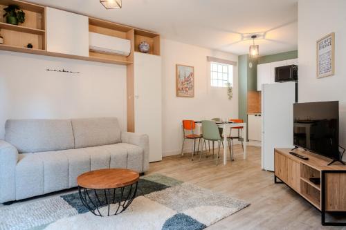 Le Pastel - Central - Proche Commerces - Cosy - Familial