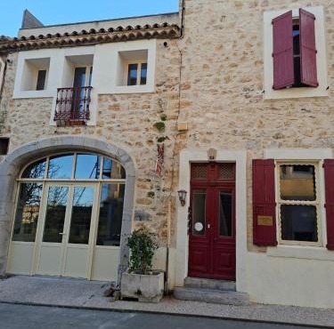 Le Patio Des Cigales
