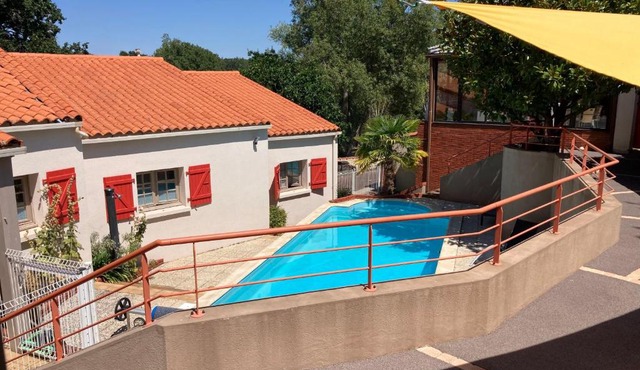 Le Patio de la Madone
