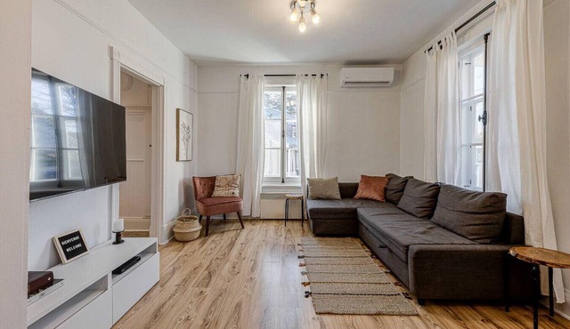 Le Patrimonial-Two bedrooms 6 persons