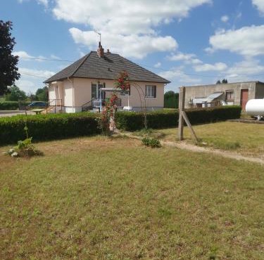 le pavillon a la campagne