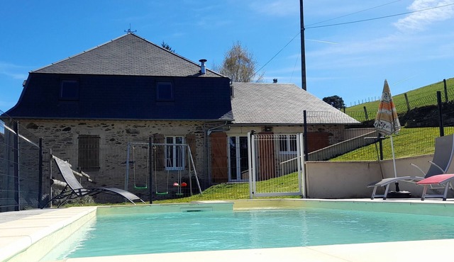 Le Pech de Clédy140m², 2 bathrooms, heated pool, wifi, pets allowed, all inclusive