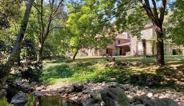Le Petit Moulin, tranquil renovated watermill