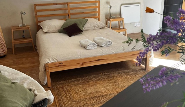 Le petit Atelier, heart of Givry