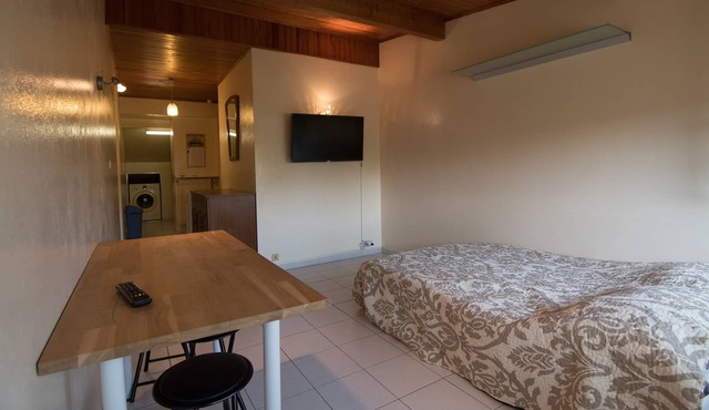 Le Petit CoCon, the big city