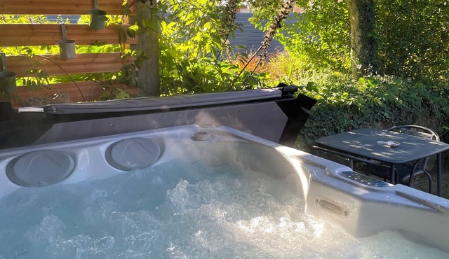 Le Petit Gite de St Nicolas- 5min from the beach -SPA-