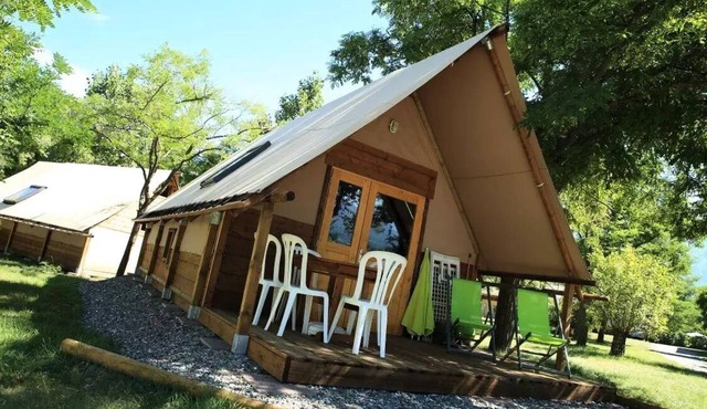 Le Petit Liou Sites & Paysages * - Cabane Lauzerot Insolite Premium with sanitary 5 people