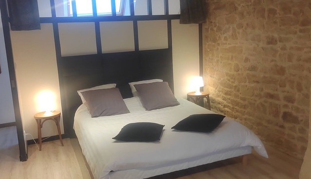 LE PETIT MENHIR" FARM COTTAGE