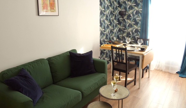 Le petit Meslier ~ 15 min to the cathedral walking