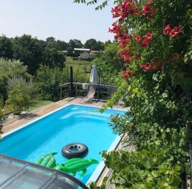 Le Petit Moulin