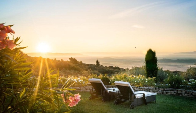 Le Petit Palais D'Aglae