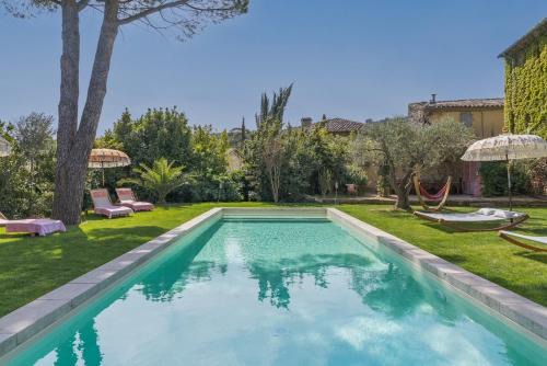 Le Petit Palais Hors Du Temps