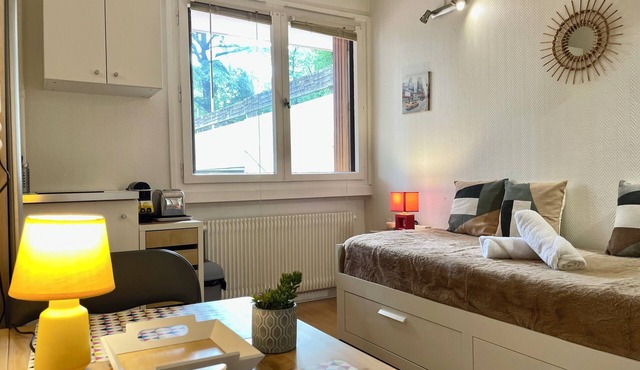 Le Petit Urbain - Studette 1 personne Ecully avec parking privé