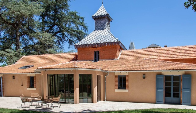 Le Pigeonnier, prestigious gite on the ground floor