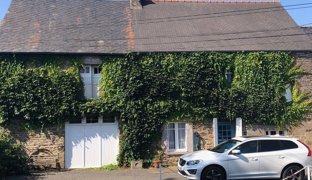 Le Pin stunning farmhouse - only 15 minutes drive from Mont Saint-Michel.